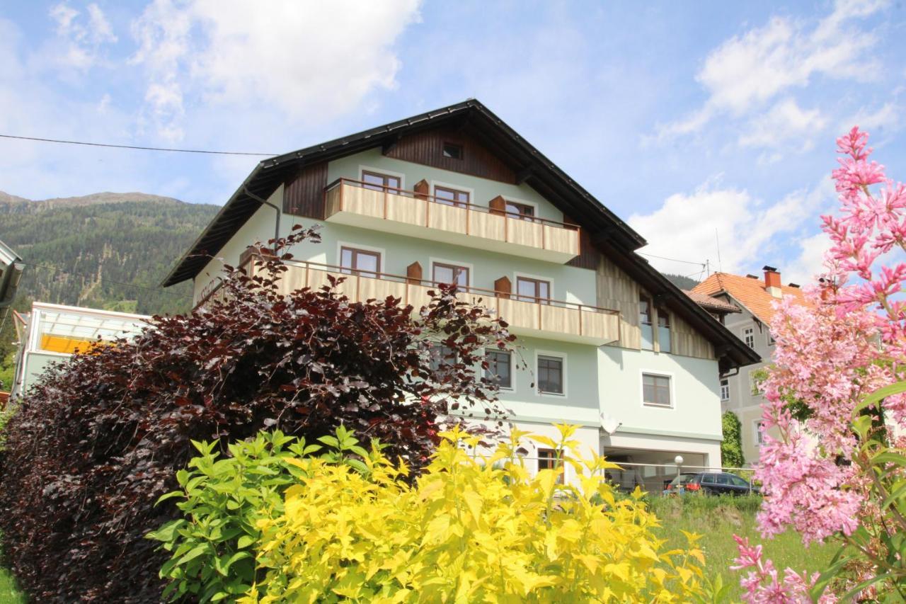 Restaurant - Cafe - Pension Hassler Berg im Drautal Exterior photo