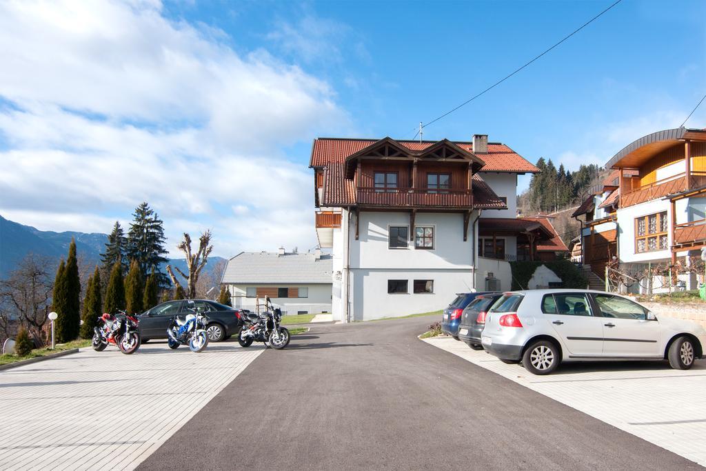 Restaurant - Cafe - Pension Hassler Berg im Drautal Exterior photo